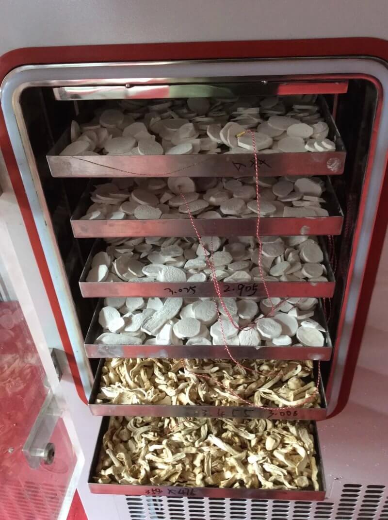 vacuum freeze dryer (2).jpg vacuum freeze dryer (2).jpg
